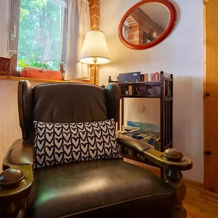 Apartament Ernestova Hisa *